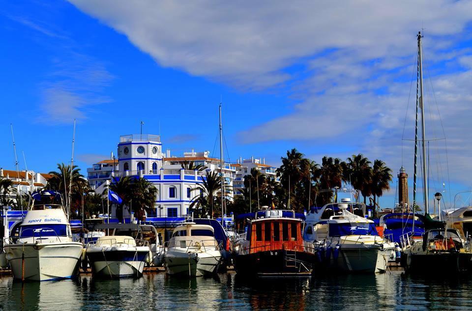 Apartamento Puerto Deportivo Estepona Ngoại thất bức ảnh